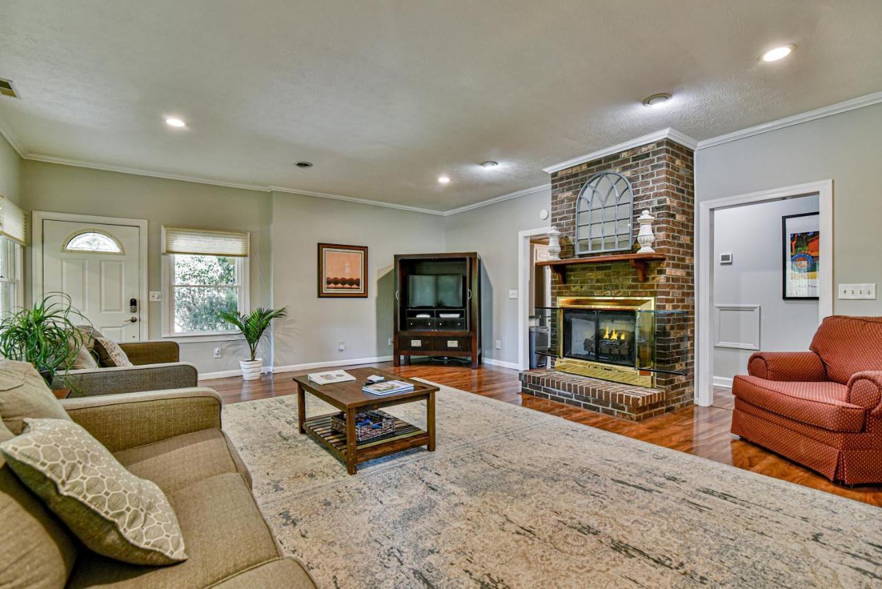 South Asheville Home With Hot Tub Just 11 Miles To Downtown エクステリア 写真