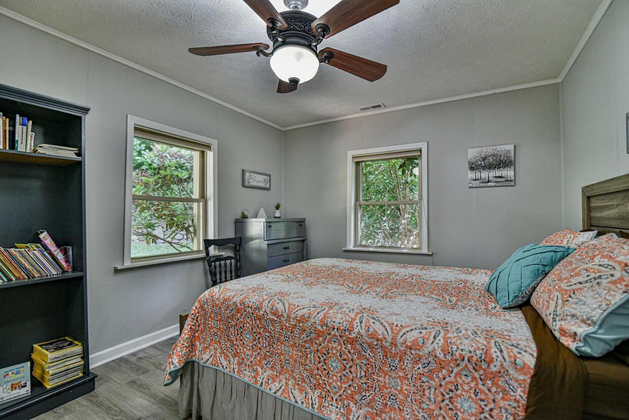 South Asheville Home With Hot Tub Just 11 Miles To Downtown エクステリア 写真